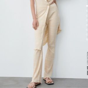 ✨Zara Ribbed Flare Pant✨